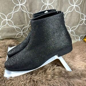 (W2) Zara, low-heeled boots, with glitter, size 40/9US‎